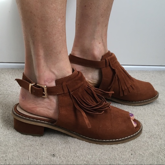 Tan suede tassel shoes size 37 - Picture 5 of 16